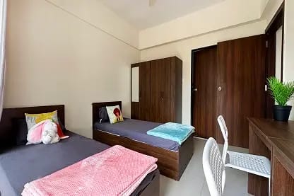 Stylish Rooms, Classic Furniture